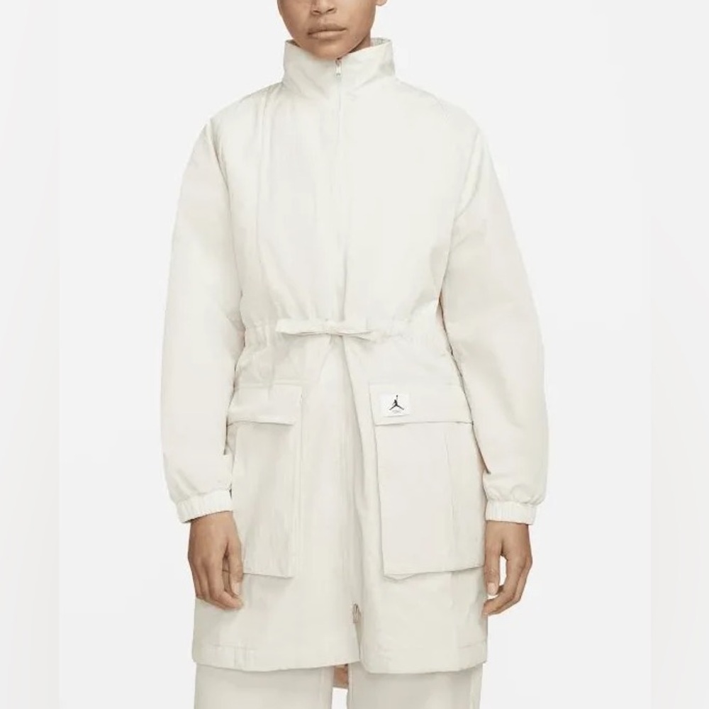 Air Jordan SS22 coat